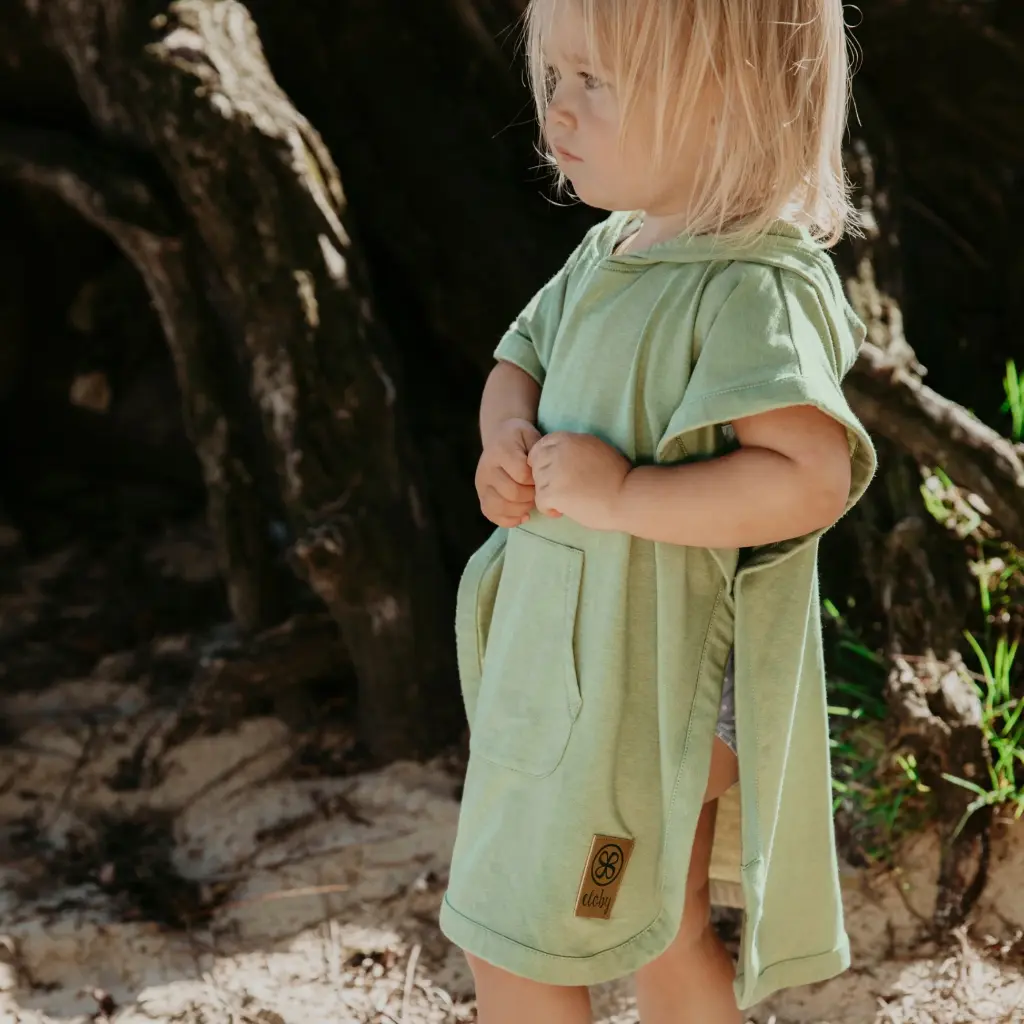 Kids-poncho-UPF50-Olive-Green.webp
