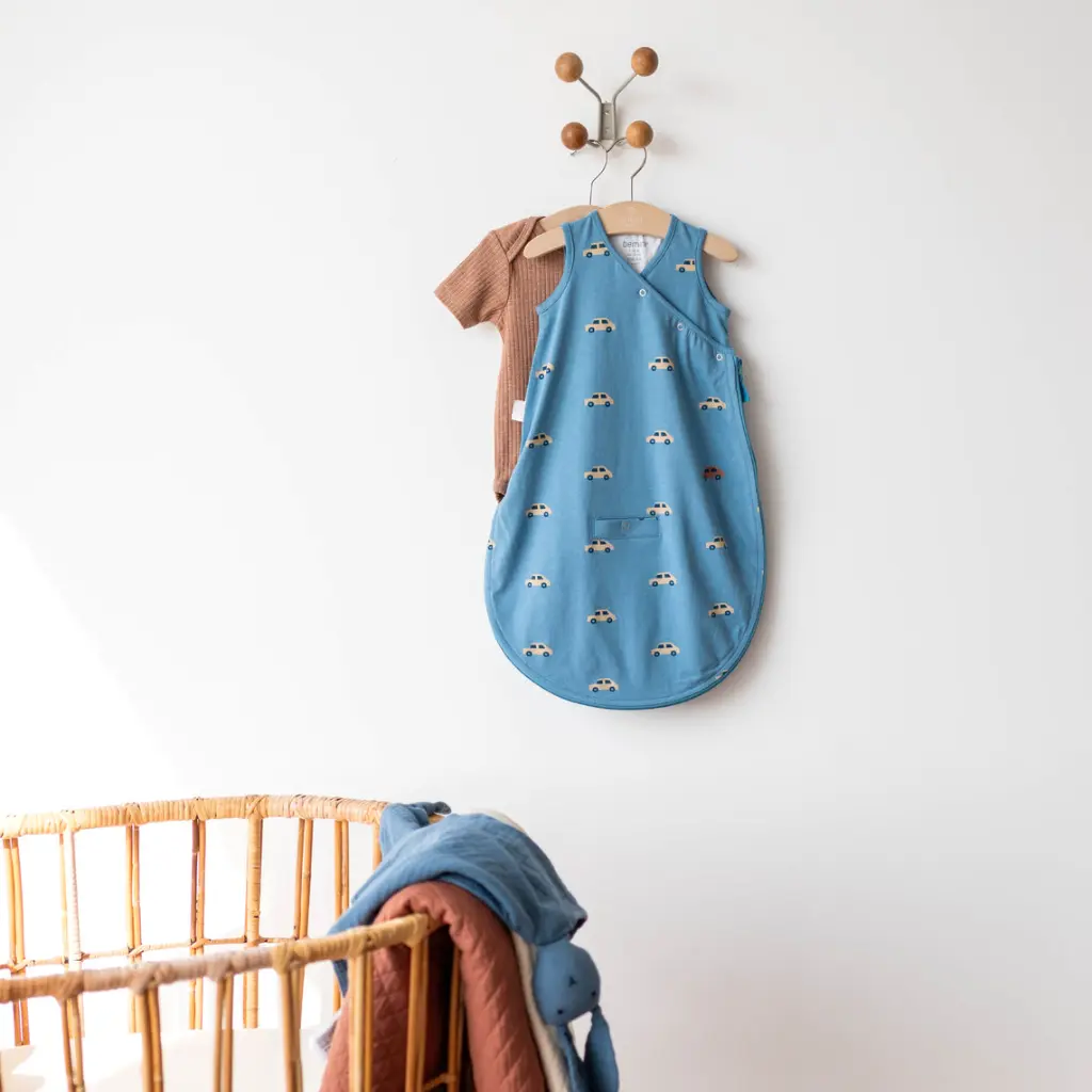 MAGIC_BAG_Jersey_1-4m_MARIO_Mario_turquoise (1).webp