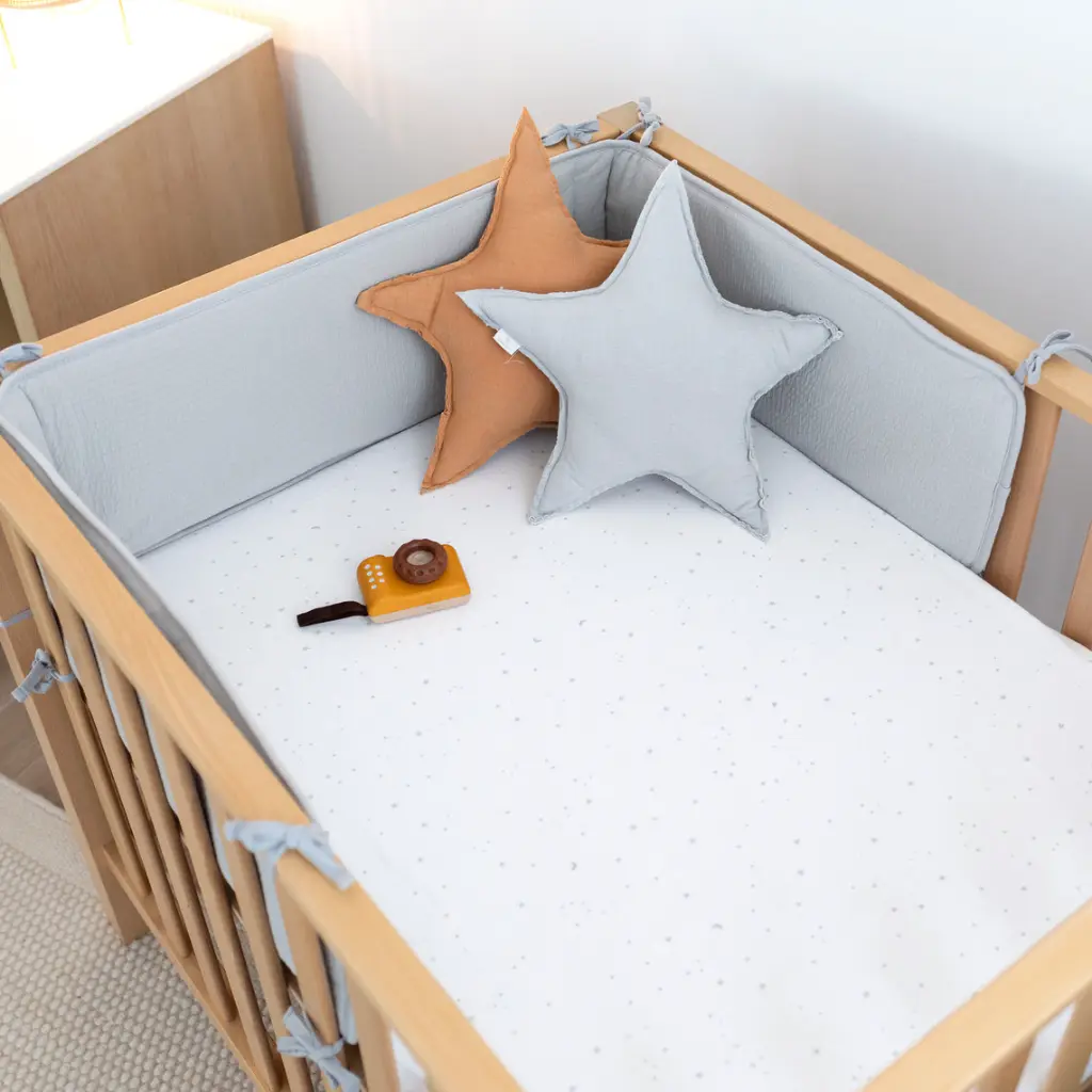 Bed_&_playpen_bumper_Pady_tetra_jersey_30x180cm_CADUM_Grizou.webp