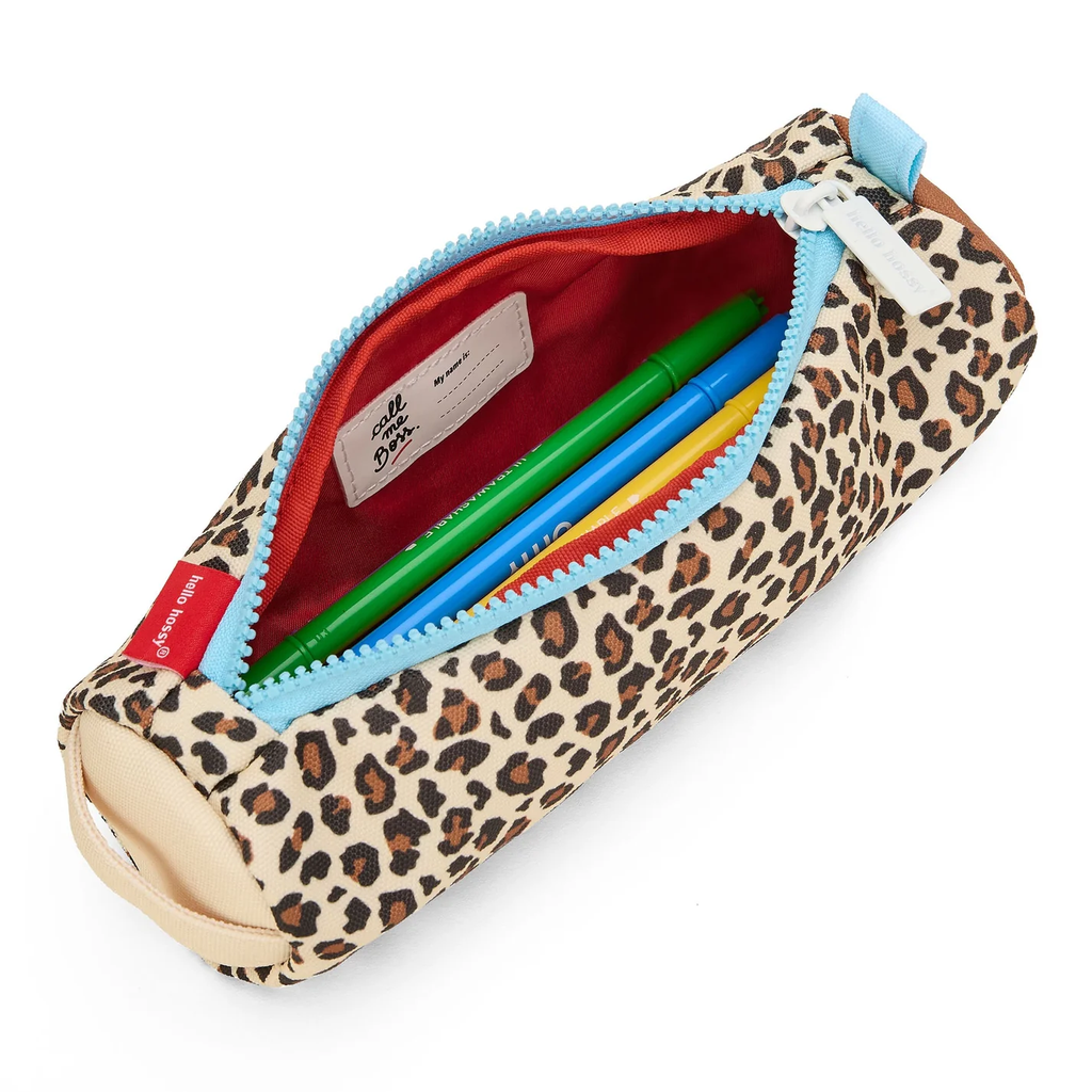 trousse-scolaire-enfants-imprime-leopard-hello-hossy-2.jpg.webp