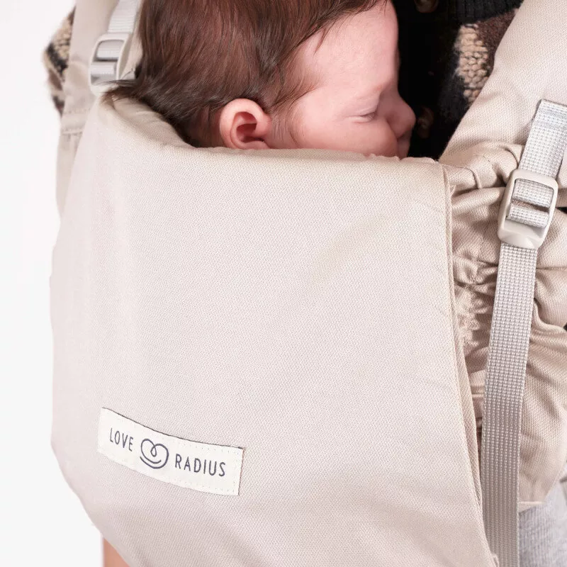 porte-bebe-physiocarrier-2-or-blanc.jpg.webp