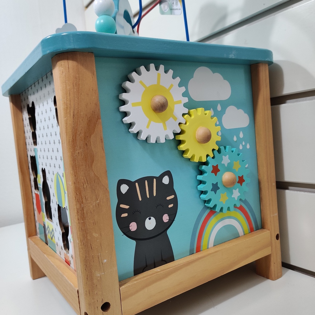 Grand cube d'activités en bois - Vertbaudet 