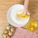 Eggs-separator-shooting-flour-top-600x600-RVB_600x600.webp