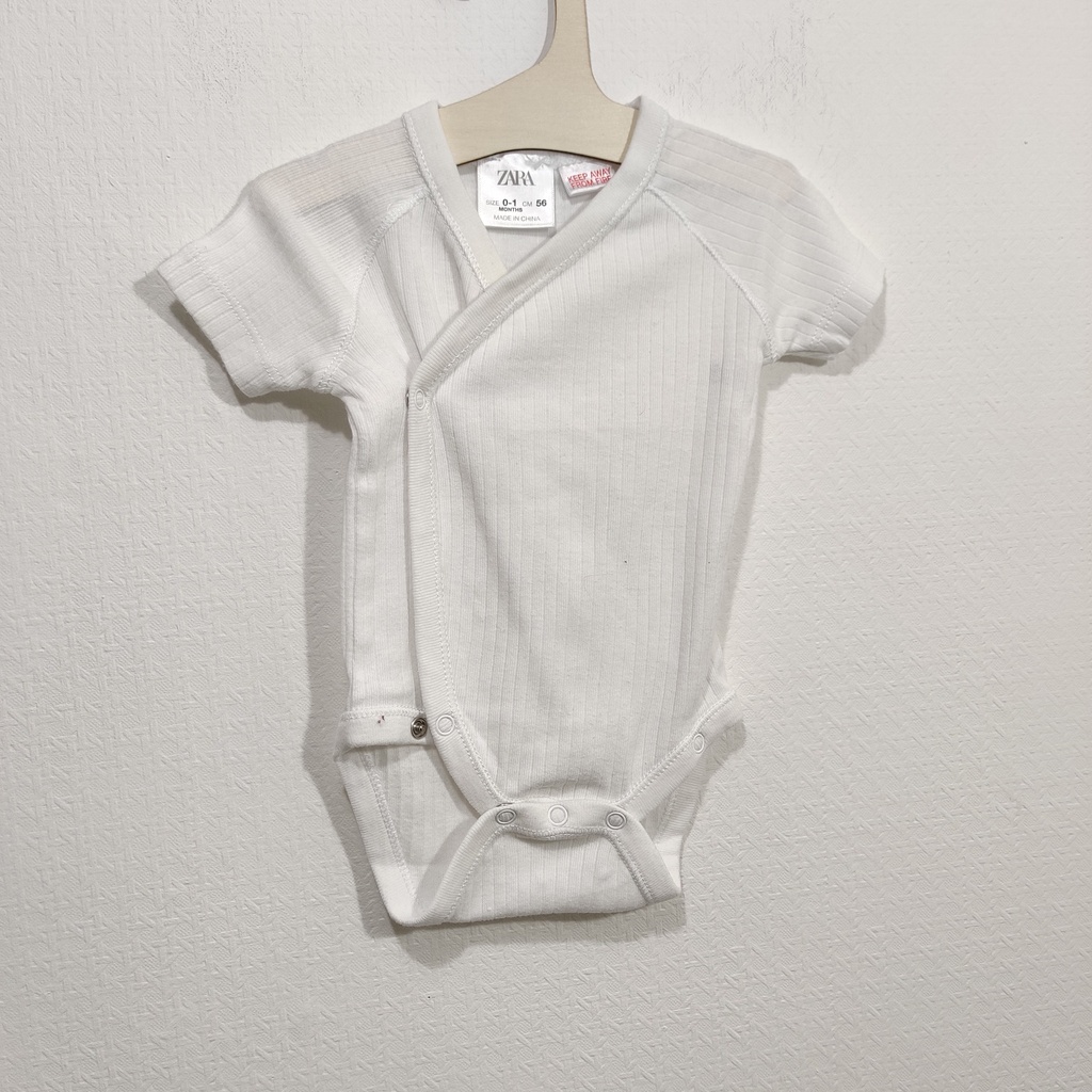 Body - Zara - 1 mois 