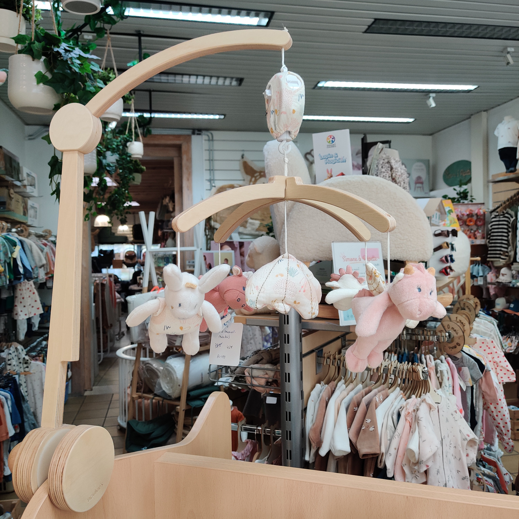 Mobile musical en bois - noukie's - Bois et Rose