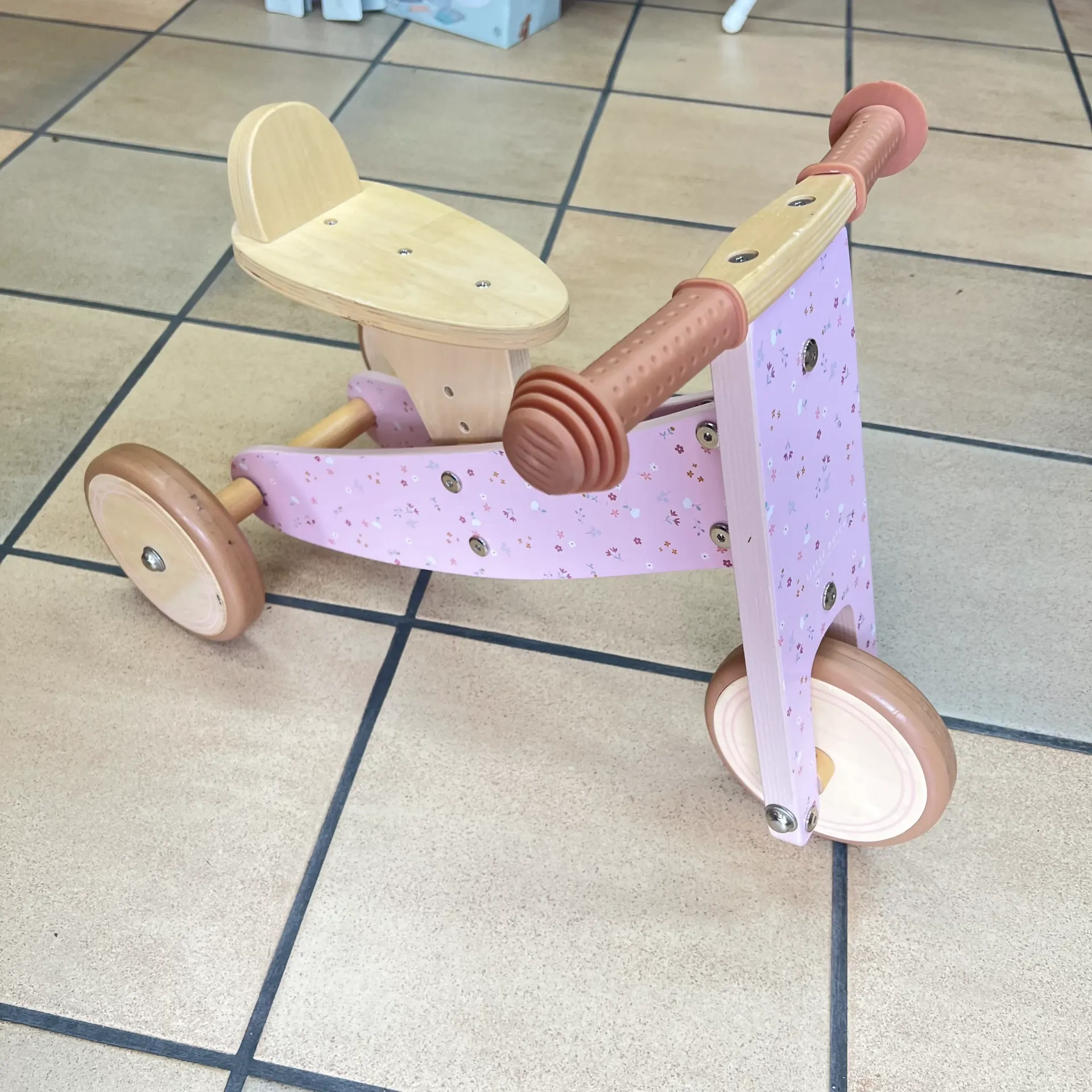 [PU-844] Tricycle en bois - Little Dutch - rose