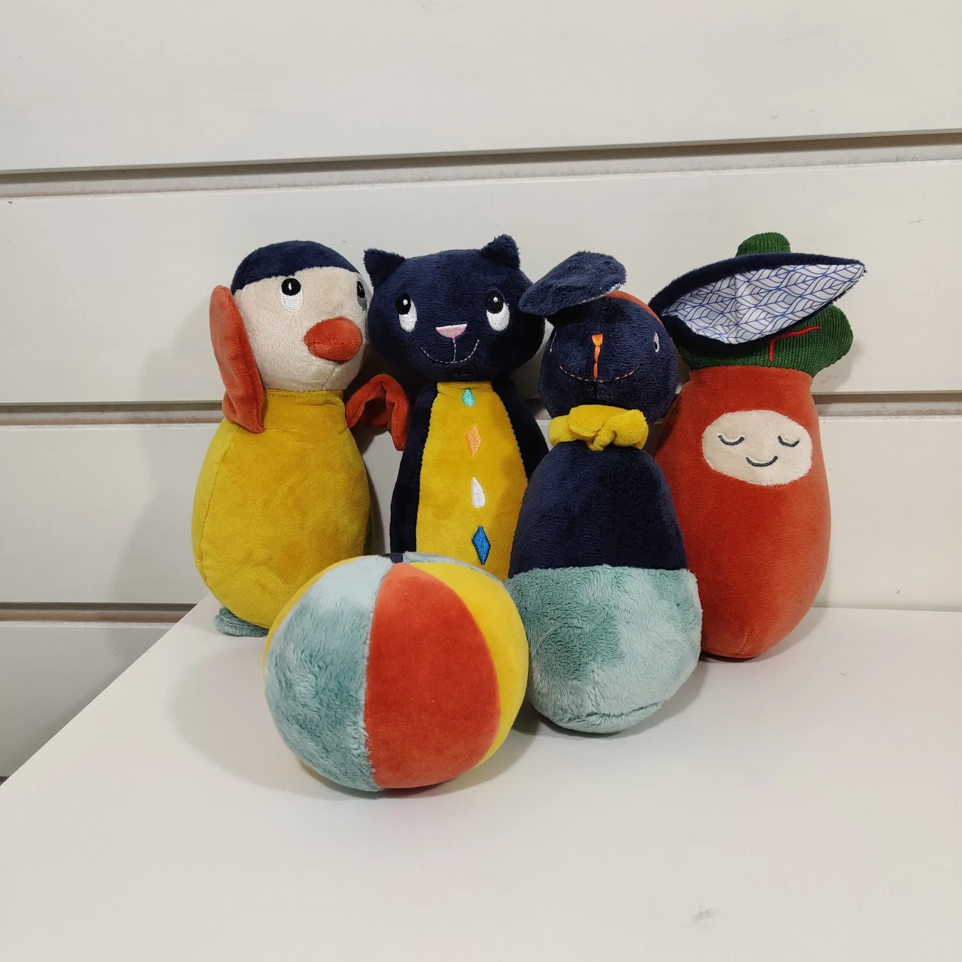 Jeu Peluche - Lilliputiens - Quilles