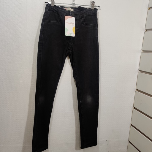 [V02577] Pantalon - Levi's  - 10 ans      