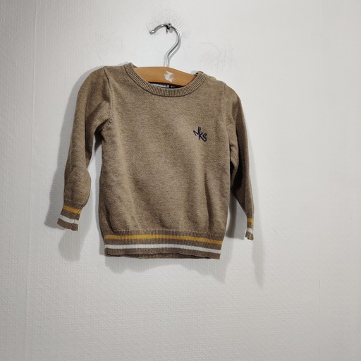 [V03886] Pull - noukie's - 18 mois       