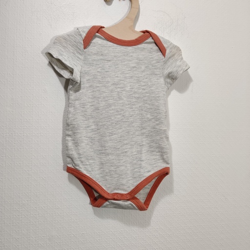 [V04312] Body - Tape à l'oeil - 3 mois   