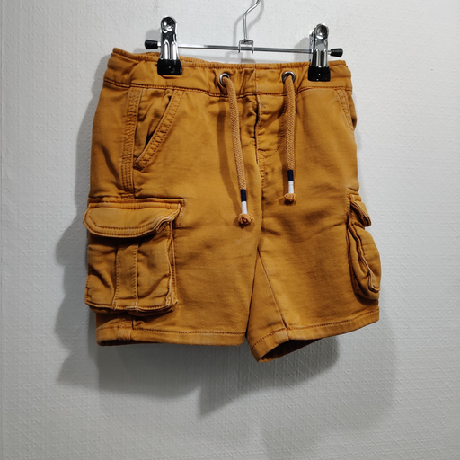 [V05216] Short - JBC  - 2 ans  